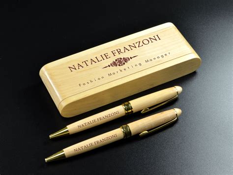 engraved pen gift sets.